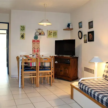 3p En Rdj Avec Jardin, Acces Direct, 4 A 6 Couchages - - Fr-1-252a-73 *