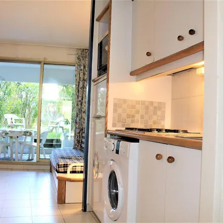 3p En Rdj Avec Jardin, Acces Direct, 4 A 6 Couchages - - Fr-1-252a-73 *