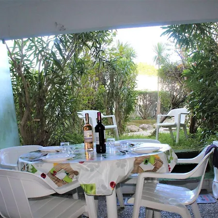 3p En Rdj Avec Jardin, Acces Direct, 4 A 6 Couchages - - Fr-1-252a-73